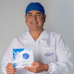 Dr. Julián Andrés Ramos Betancourt